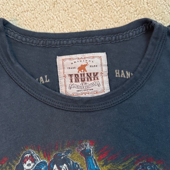 Trunk Ltd KISS Tshirt - Picture 4 of 7